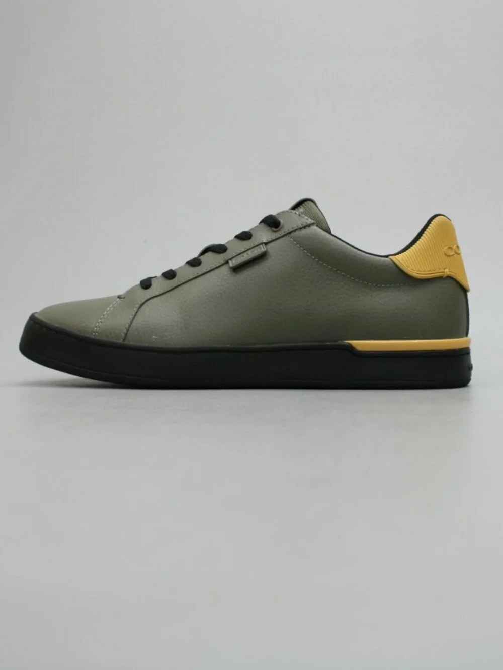 Coach men 10